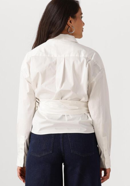 ANOTHER LABEL ELIF TOP L/S Blouses en blanc - large