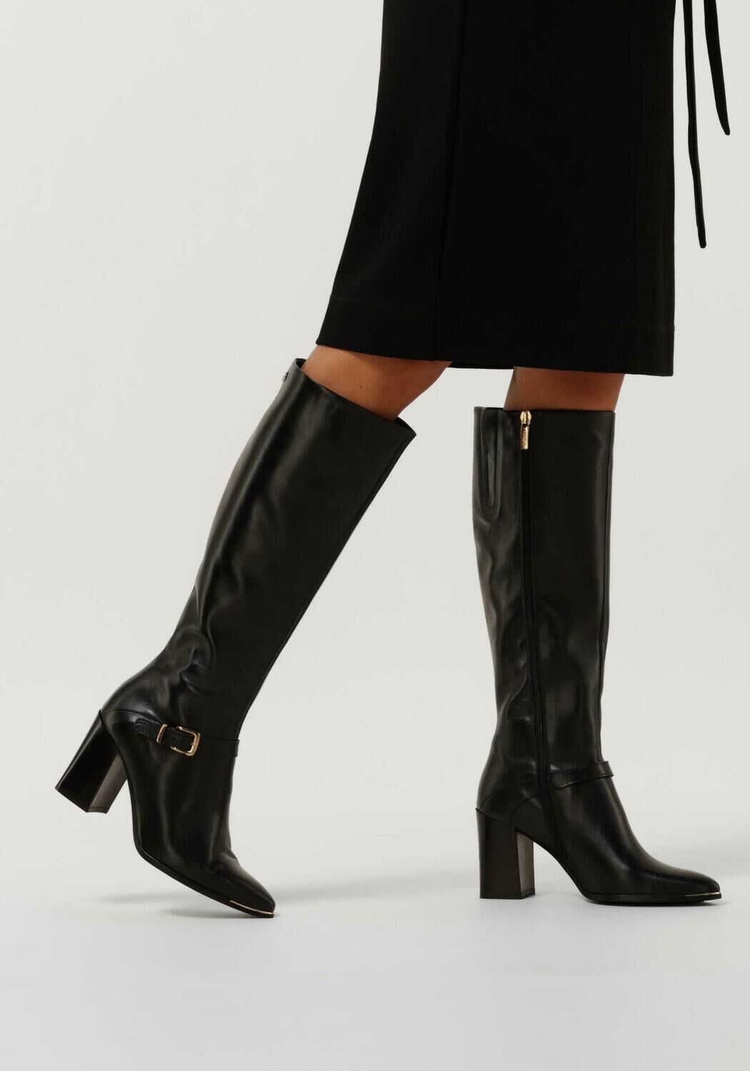 Zwarte NOTRE-V  AN192 - large