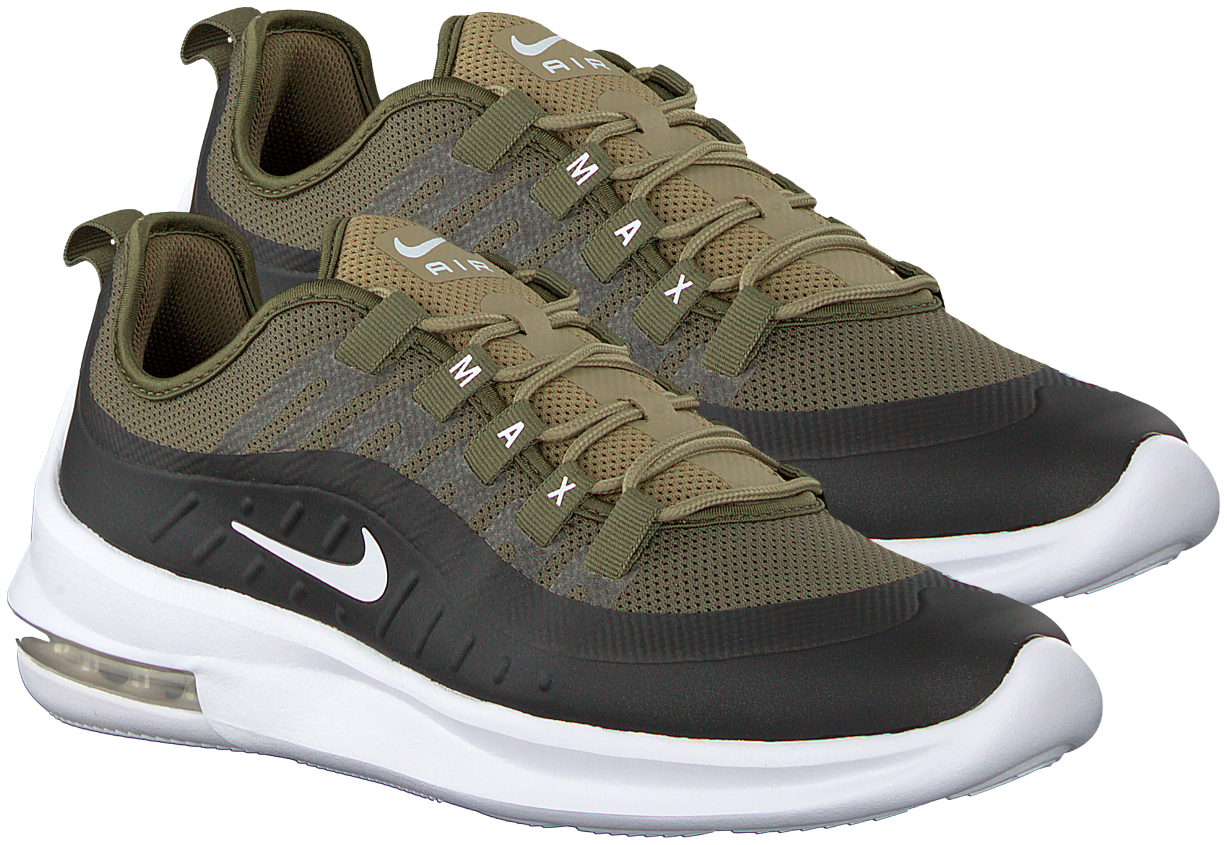 baskets air max axis