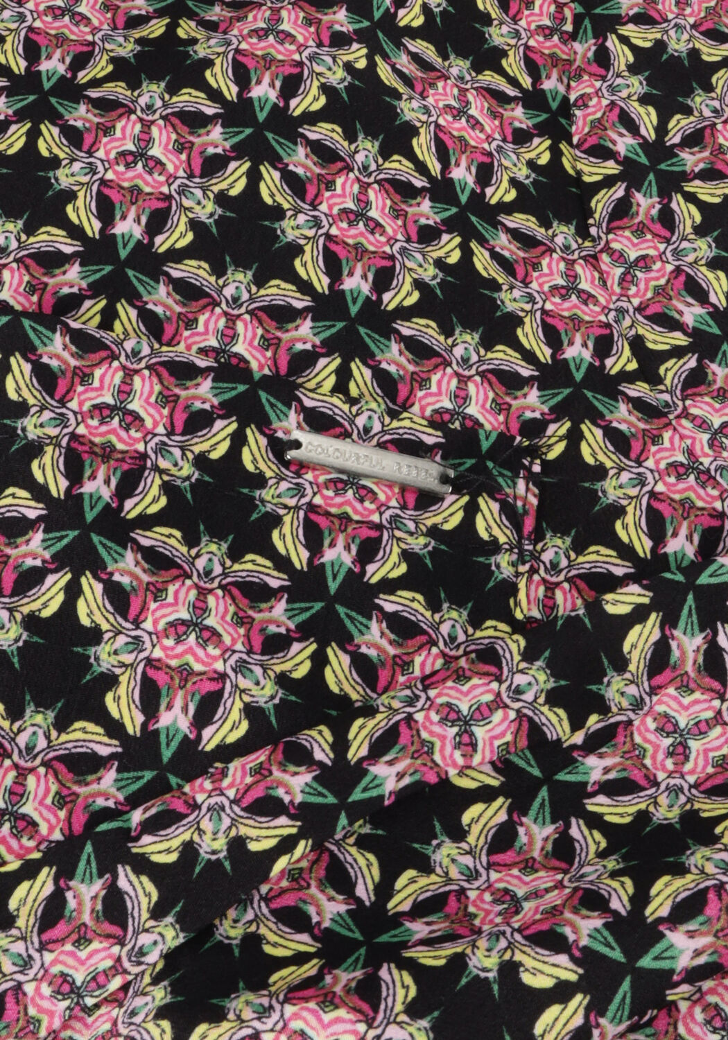 Multi COLOURFUL REBEL Midi jurk DALIA GRAPHIC FLOWER MAXI SHIRT DRESS - large