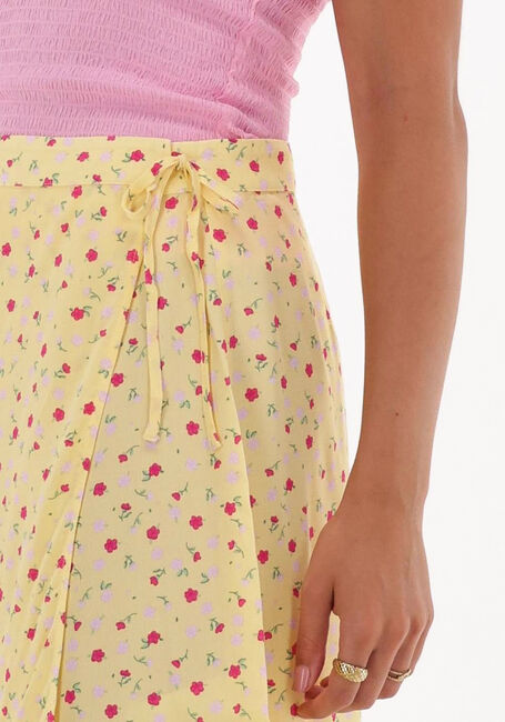 ENVII Mini-jupe ENMALLOW SHORT SKIRT AOP 6891 en jaune - large