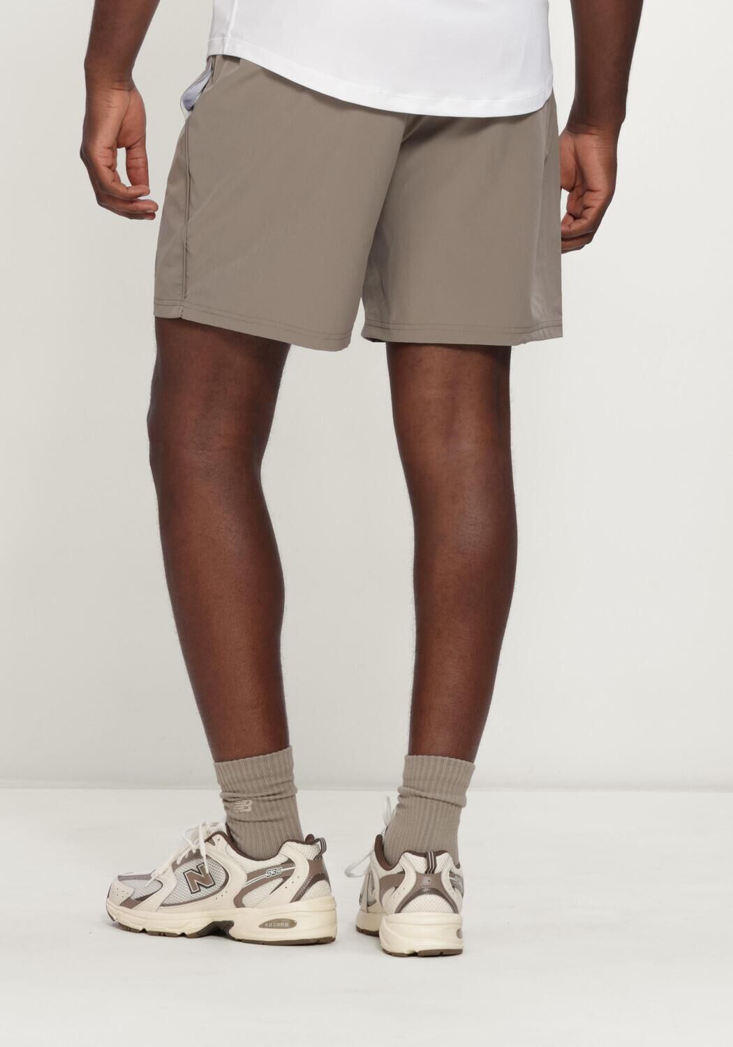 AIRFORCE COLE SPORT SHORT Pantalons en beige - large