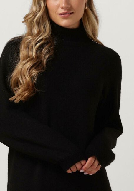 Y.A.S. Robe midi YASBALIS LS FUNNEL KNIT DRESS en noir - large