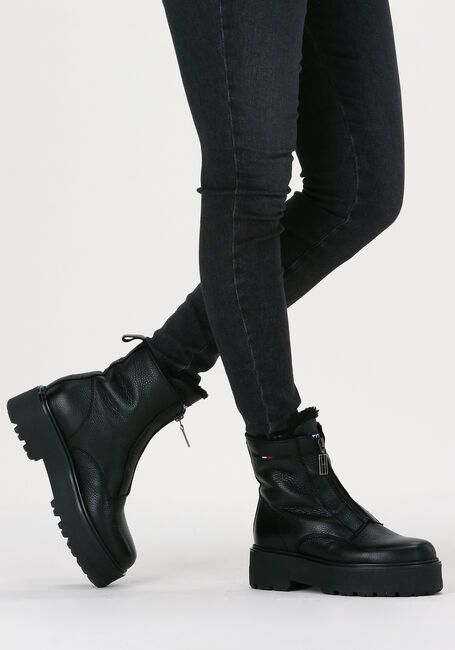 TOMMY JEANS Bottillons WARMLINED ZIPPER BOOT en noir - large