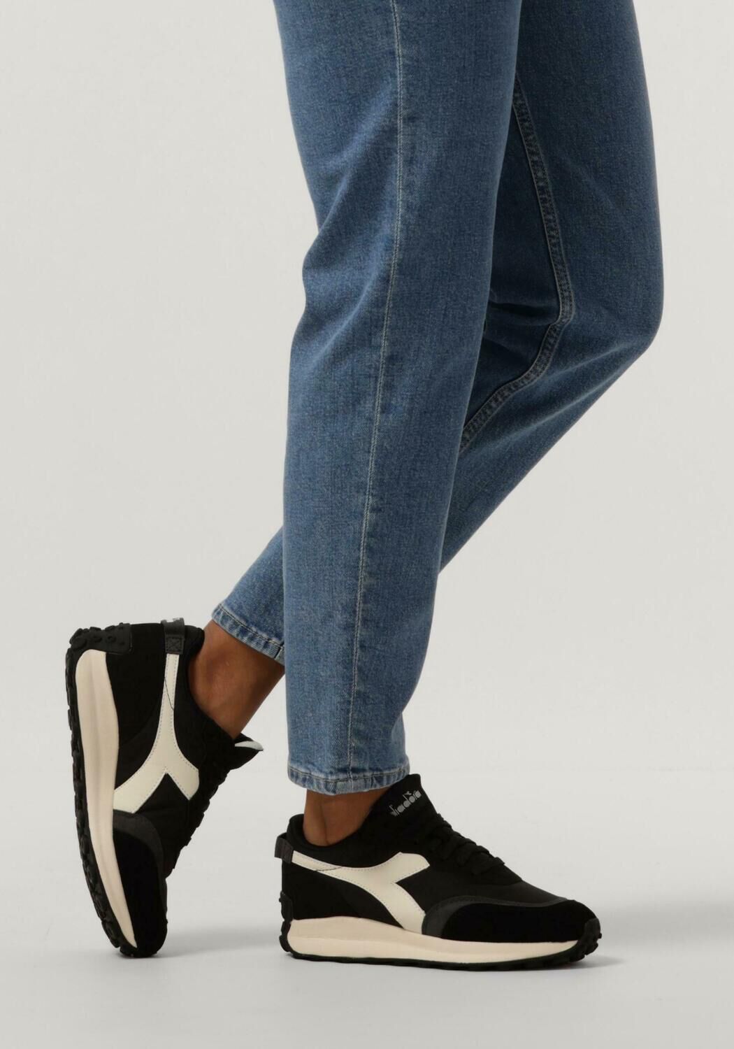 Zwarte DIADORA Lage sneakers RACE NYL Omoda