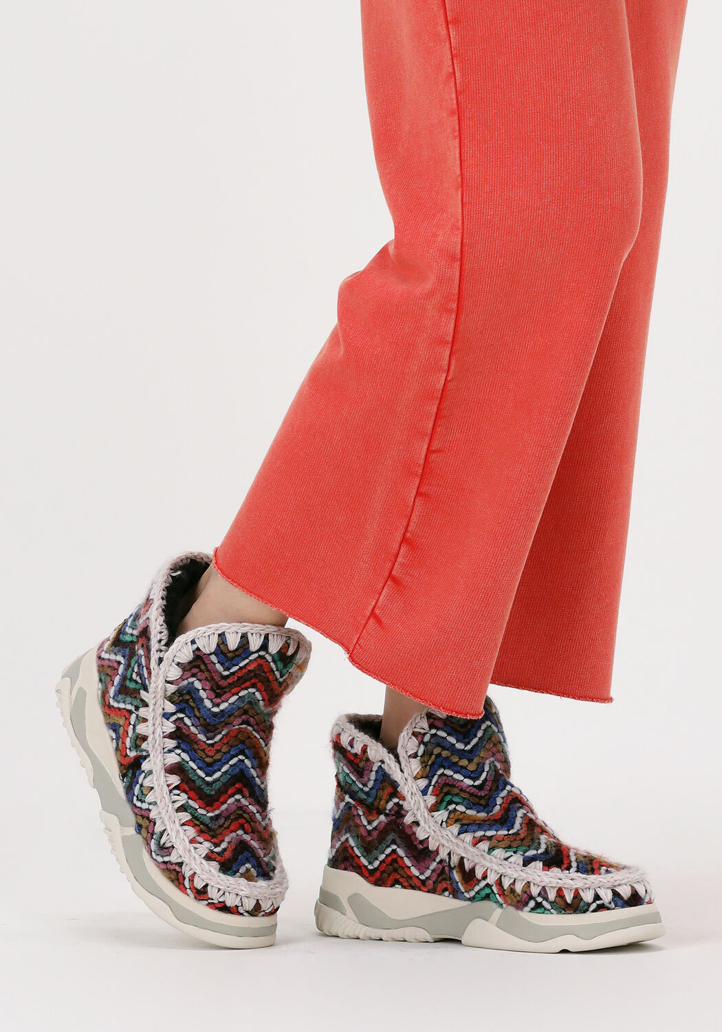 Multi MOU  ESKIMO TRAINER - large