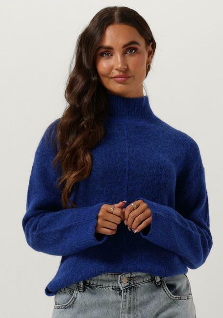 Y.A.S. Col roulé YASNELLOSEAM LS KNIT PULLOVER en bleu - large