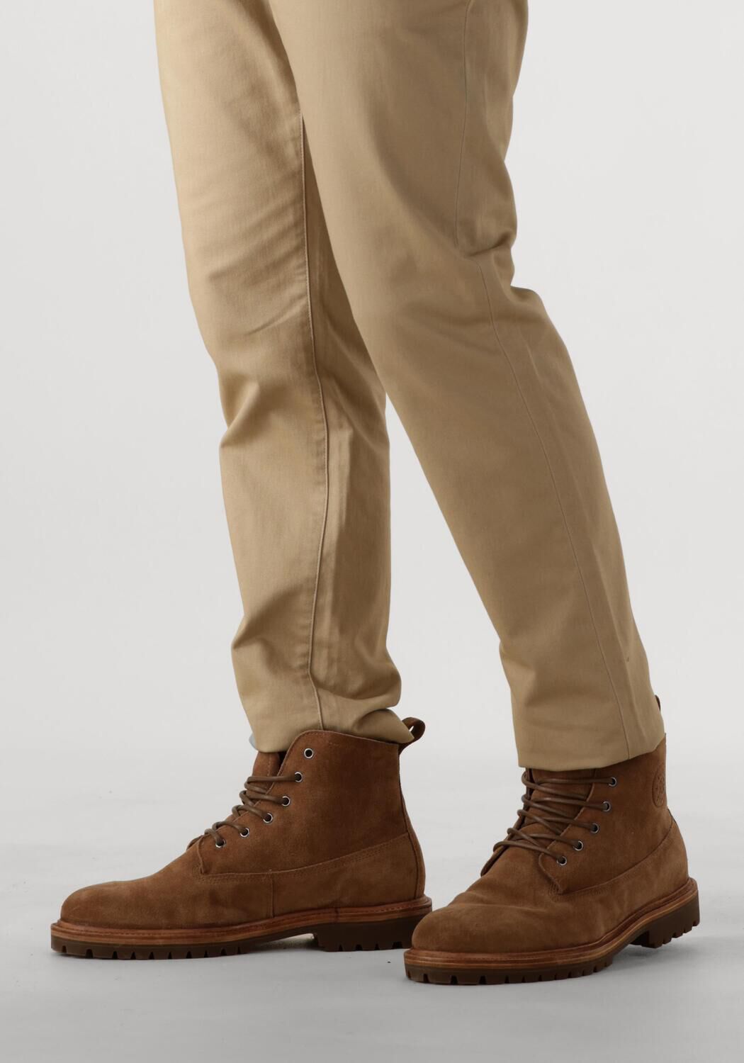 BLACKSTONE Bottines &agrave; lacets CG186 en marron - large