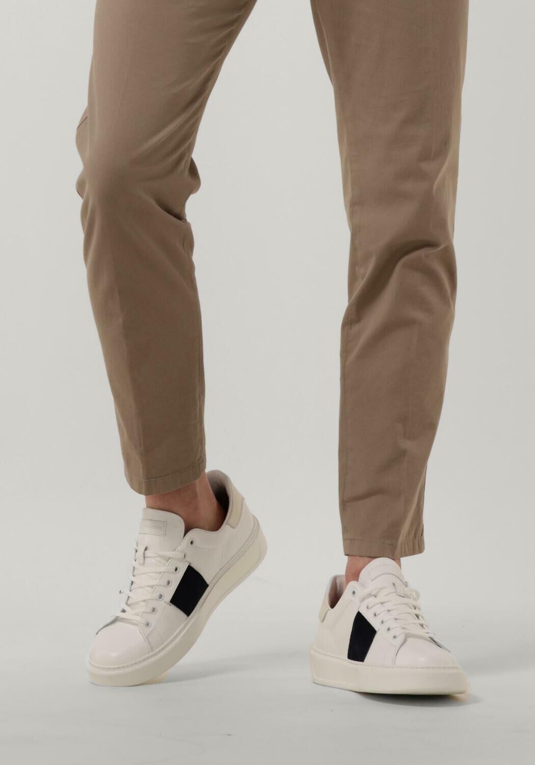 WOOLRICH Baskets basses CLASSIC COURT HEREN en blanc - large