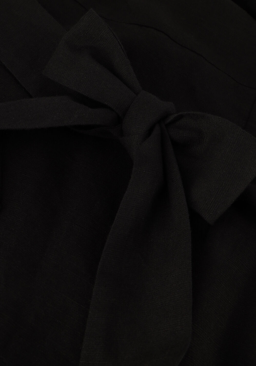 OMODA ATELIER Mini robe X FLORINE en noir - large