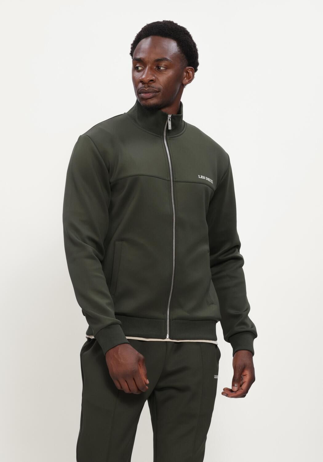 LES DEUX Jack LES DEUX TRACK JACKET en vert - large