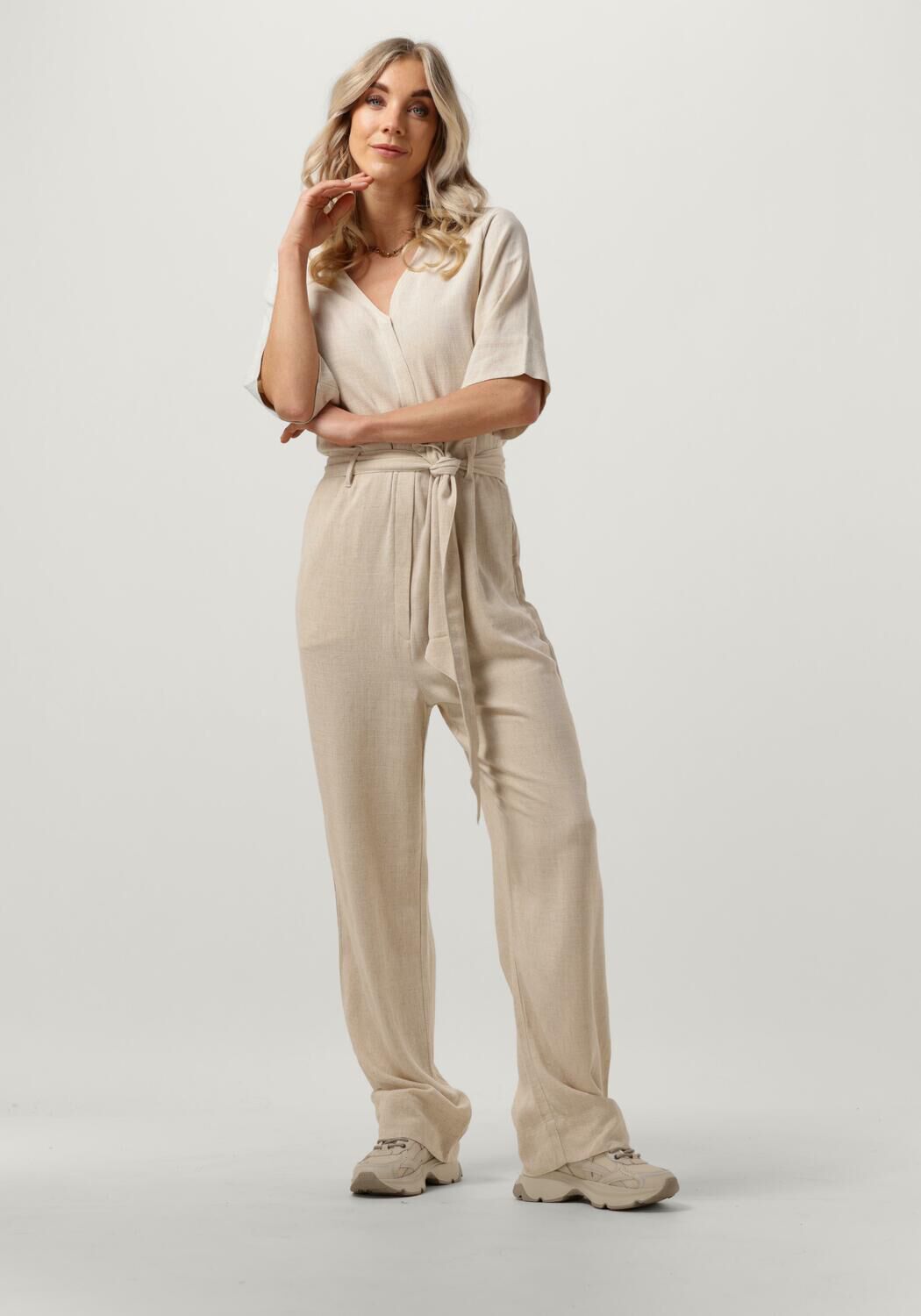 SELECTED FEMME Combinaison SLFVIVA 2 4 LONG LINEN JUMPSUIT Sable Omoda