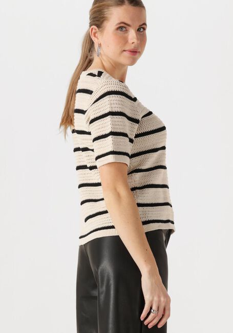 SELECTED FEMME T-shirt SLFVINNA SS STRUCTURE KNIT O-NECK en noir - large