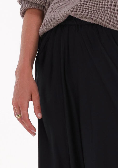 MODSTRÖM Jupe midi REIGN SKIRT en noir - large