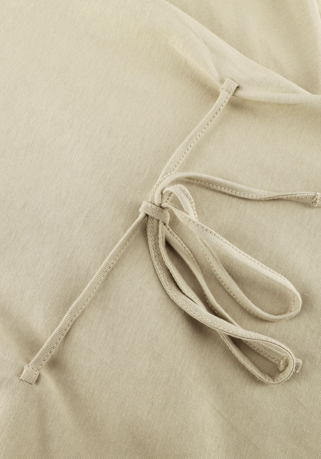 EDITED RENA T-SHIRT Hauts & T-shirts en beige - large