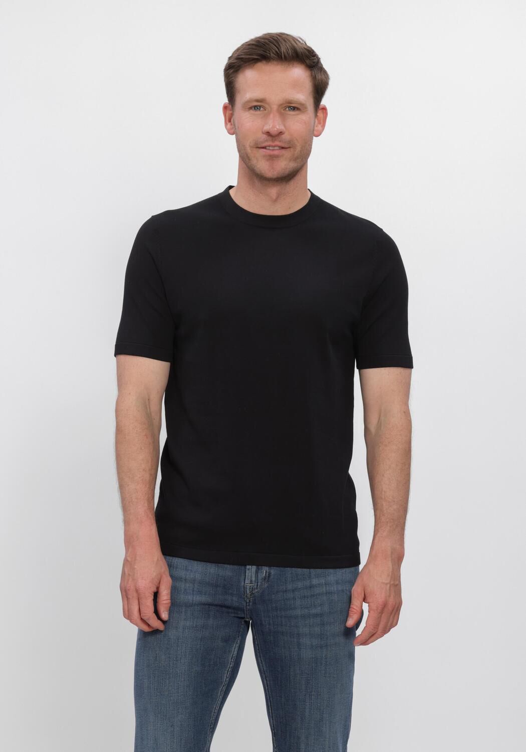 Zwarte PROFUOMO T-shirt AERO EASE - large