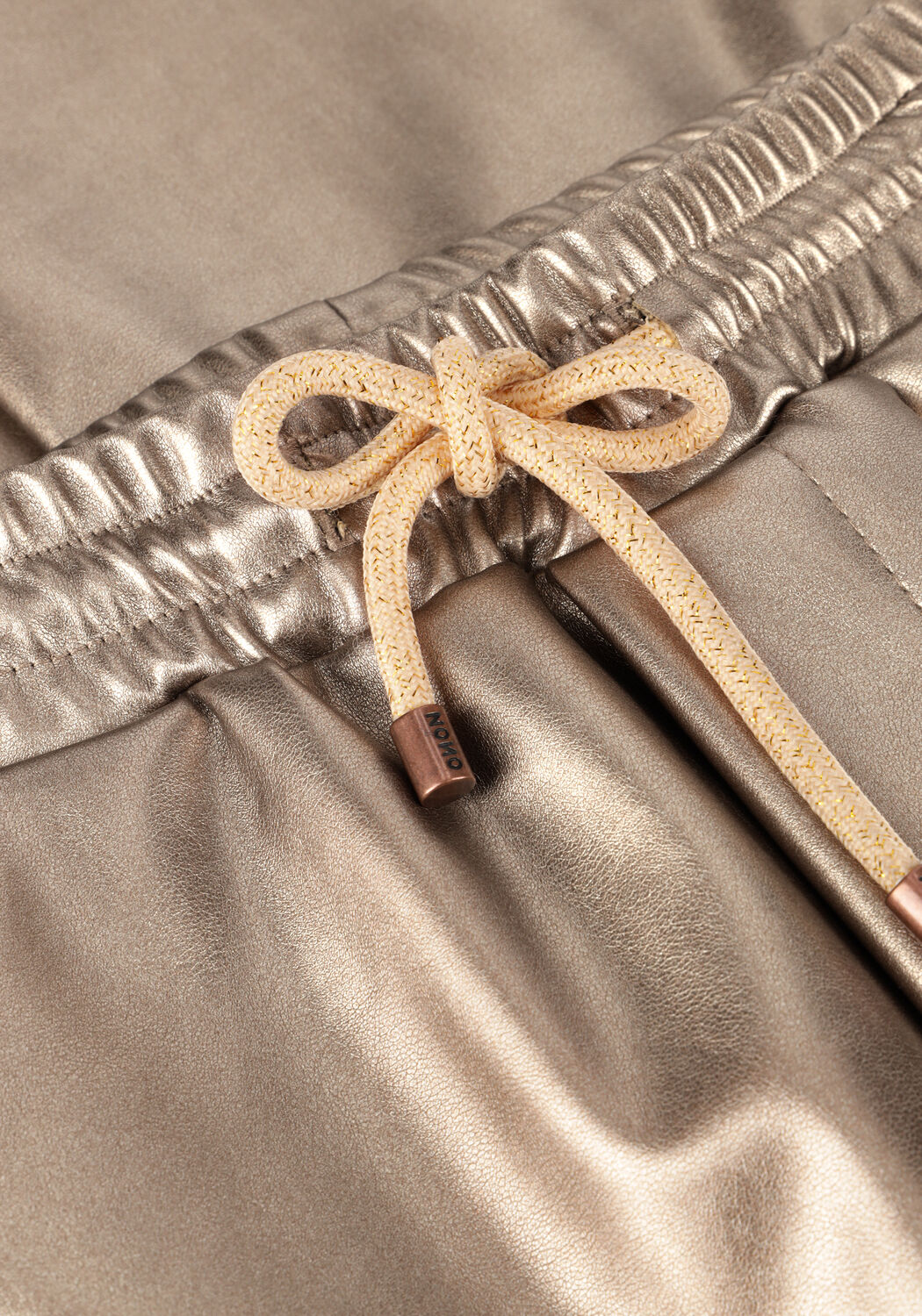 NONO Pantalon &eacute;vas&eacute; SUNA COATED FLARED PANTS en bronze - large