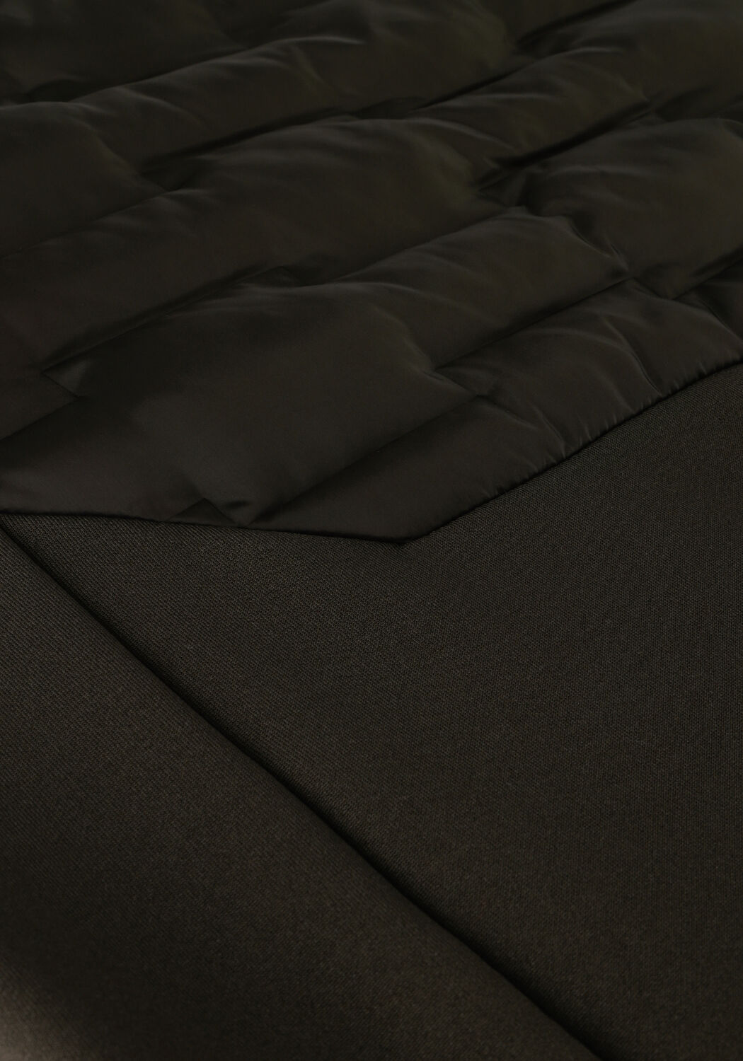 PEAK PERFORMANCE Veste matelass&eacute; M ARGON HYBRID HOOD Olive - large