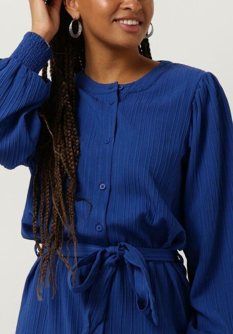 MOVES Robe midi KOLMAN en bleu - large