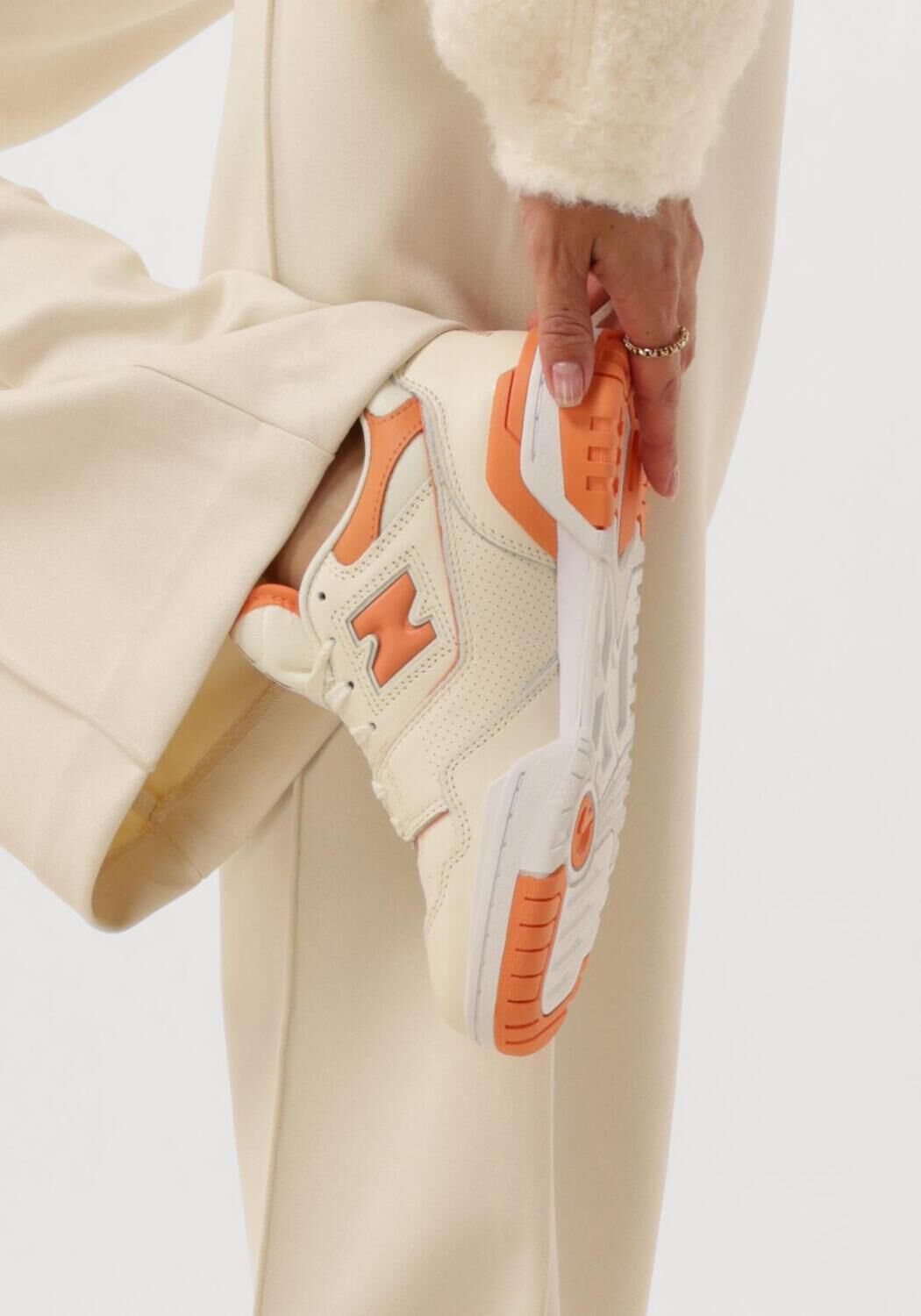 Beige NEW BALANCE Sneakers BBW550 - large