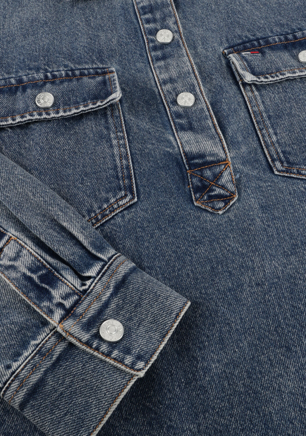 TOMMY JEANS Mini robe TJW PULLOVER DENIM DRESS en bleu - large