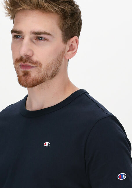 Donkerblauwe CHAMPION T-shirt SMALL C LOGO T-SHIRT - large