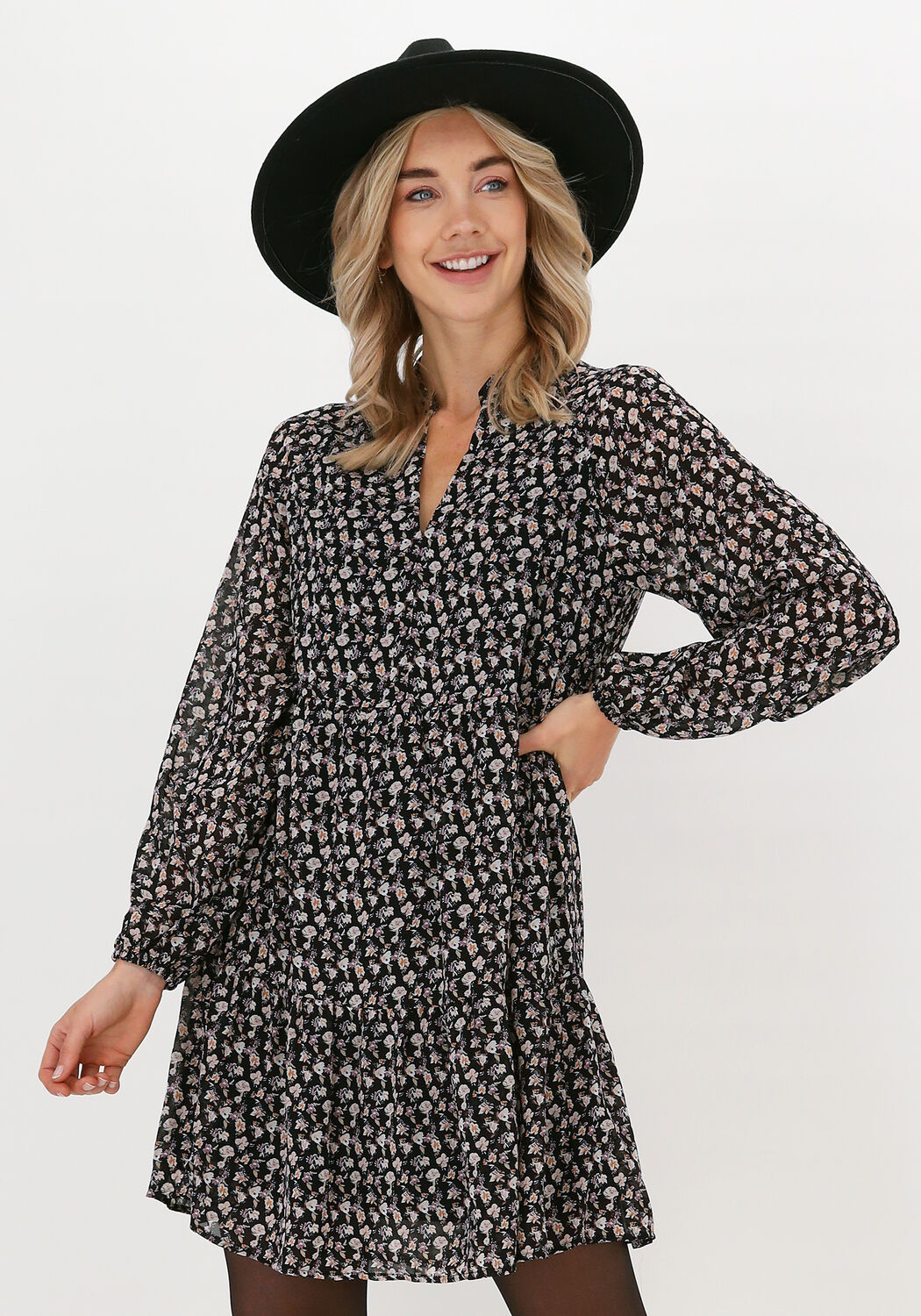 Zwarte OBJECT Mini jurk OBJMILA GIA L S DRESS Omoda