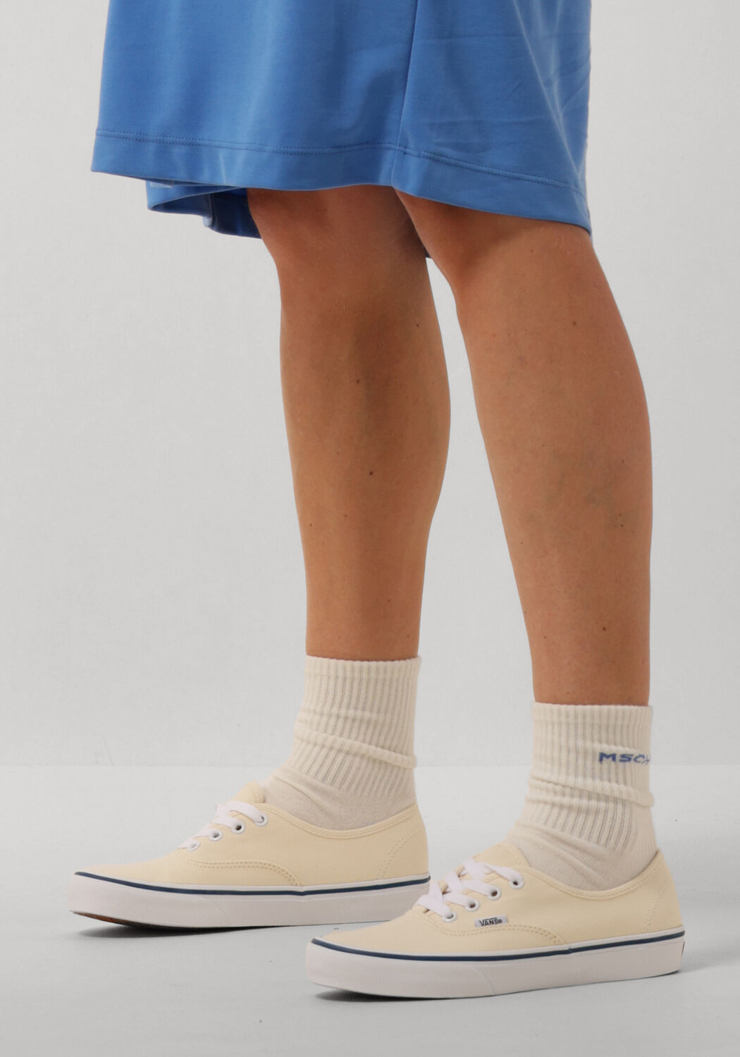 VANS Baskets basses UA AUTHENTIC WOMEN en beige - large