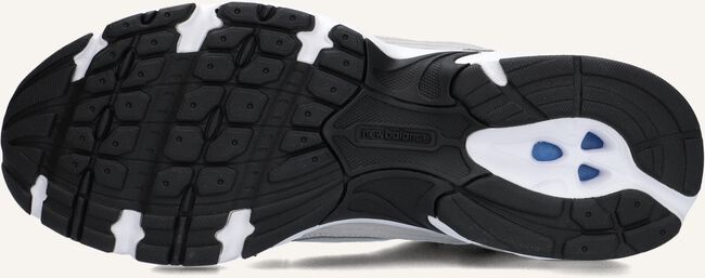 Grijze NEW BALANCE Sneakers MR530 M Grijze NEW BALANCE Sneakers MR530 M - large