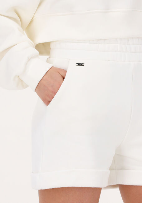 LUNE ACTIVE Pantalon court KATIE SHORT en blanc - large