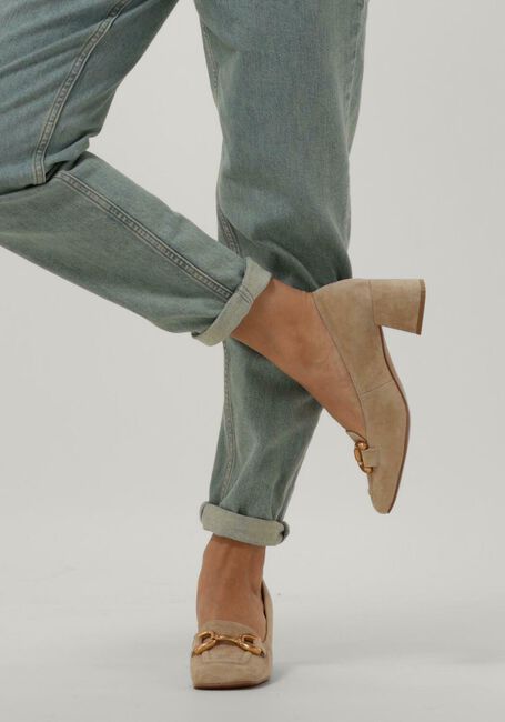 BIBI LOU Escarpins 573Z30VK en beige - large