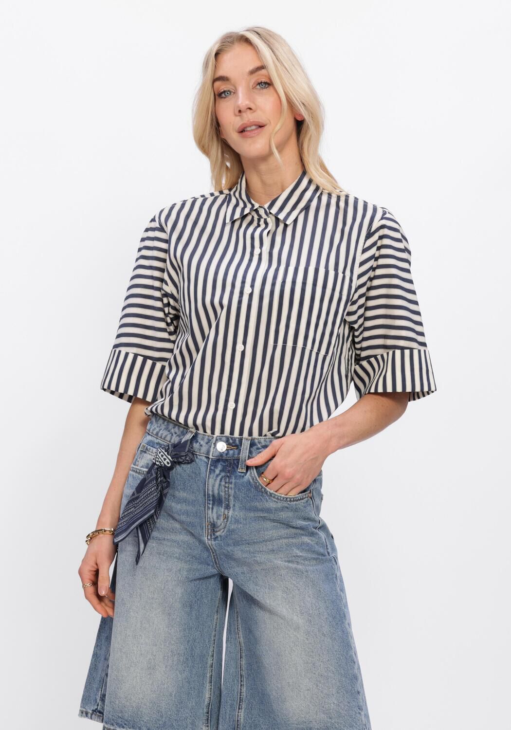 Blauwe CIRCLE OF TRUST  MAUREEN BLOUSE - large