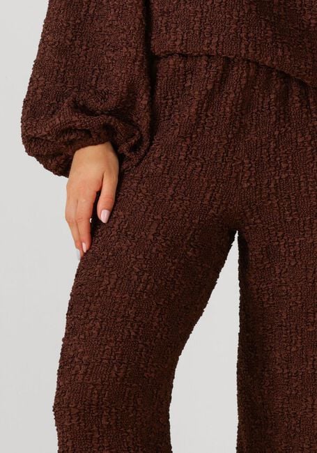 STUDIO AMAYA HAZEL Pantalons en marron - large