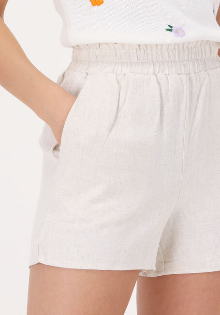 Y.A.S. Pantalon courte YASVIGGI HW SHORTS en beige - large