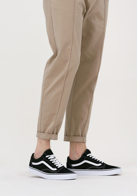 Zwarte VANS Sneakers UA OLD SKOOL M - large