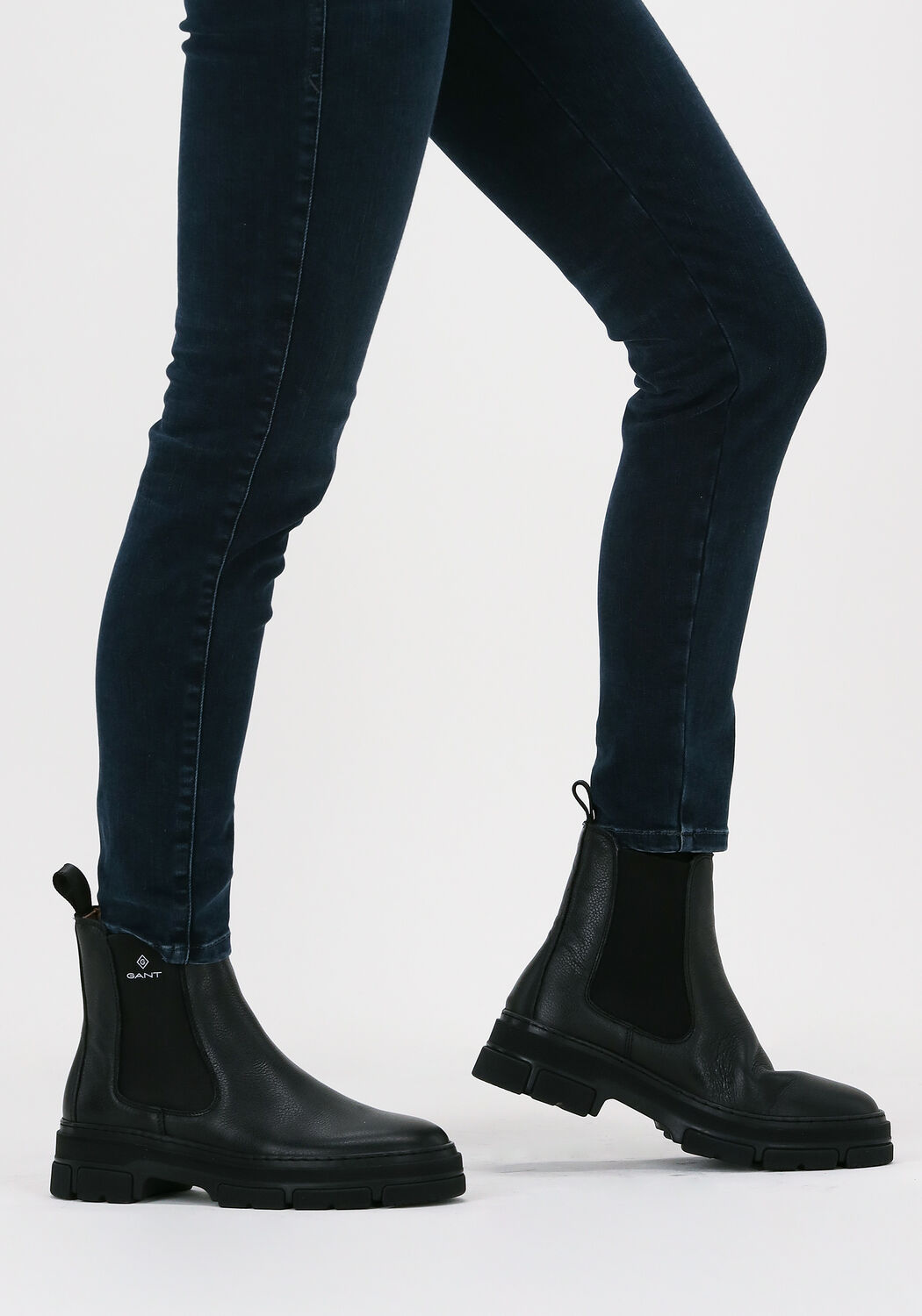Zwarte GANT Chelsea boots MONTHIKE | Omoda