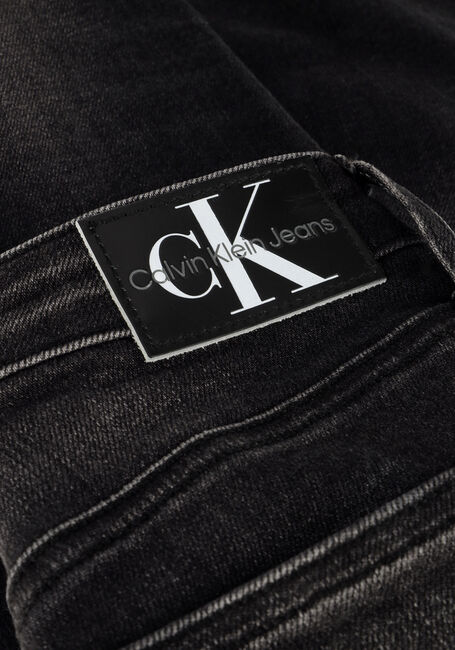 CALVIN KLEIN Skinny jeans HIGH RISE SUPER SKINNY ANKLE en noir - large