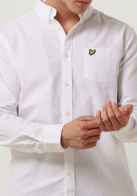 LYLE & SCOTT Chemise décontracté COTTON LINEN BUTTON DOWN SHIRT en blanc - large