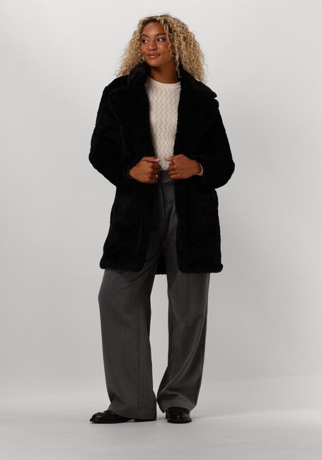 NOTRE-V Manteau en fausse fourrure NV-ECRIN en noir - large