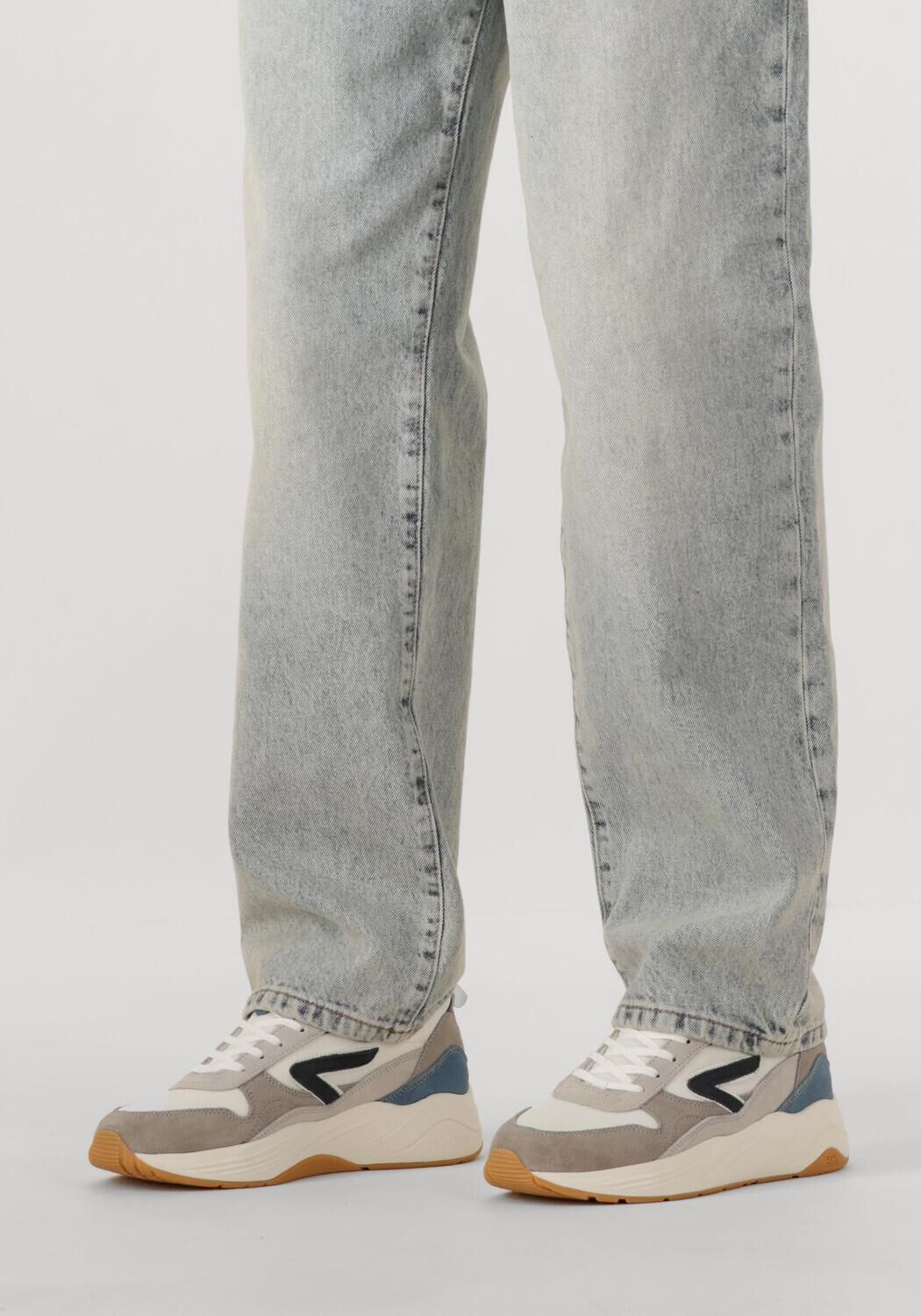 Witte HUB Sneakers GLIDE - large