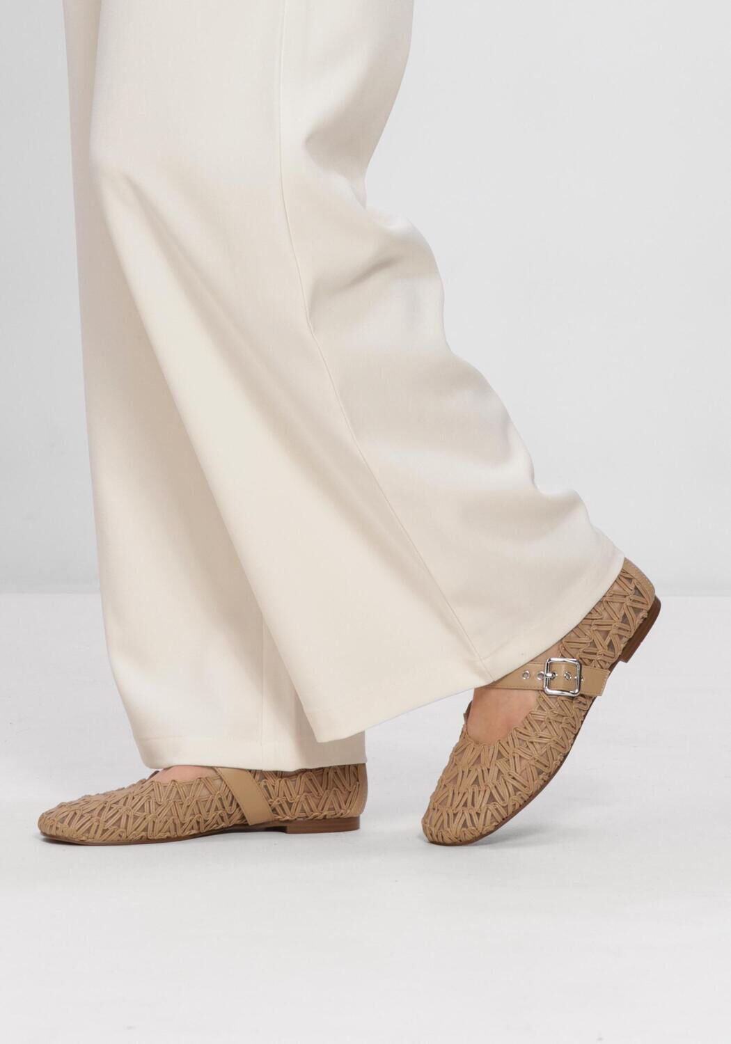 NOTRE-V POPPER Ballerines en beige - large