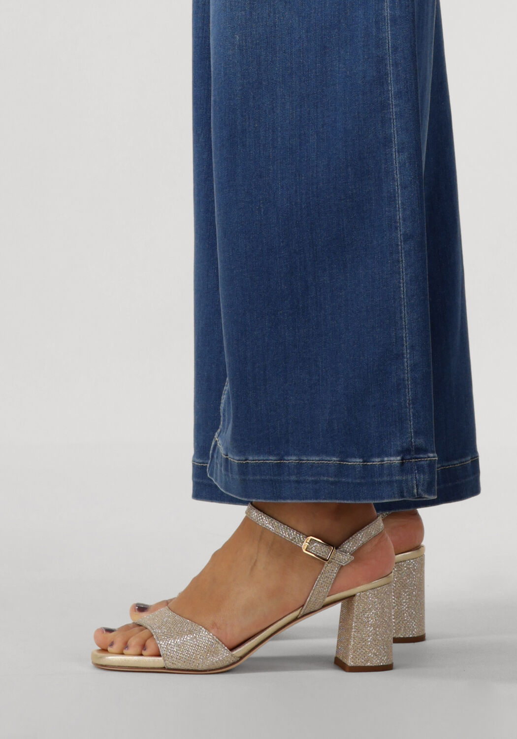 Gouden UNISA Sandalen MORATY - large