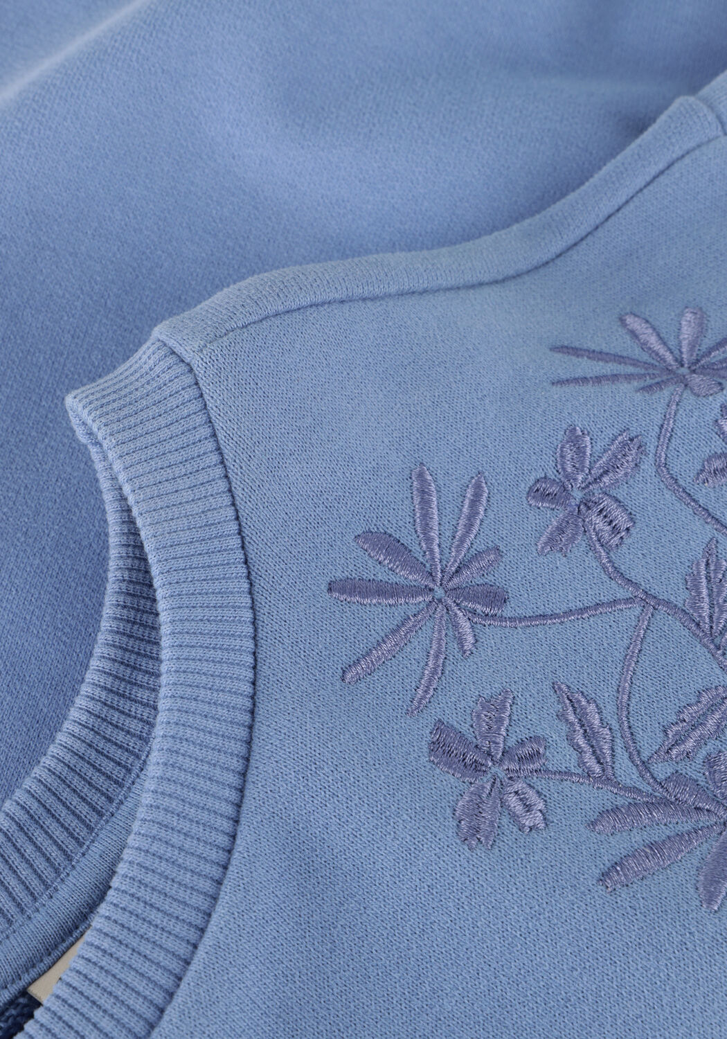 Blauwe DAILY7 Sweater SWEATER EMBROIDERY FLOWER - large