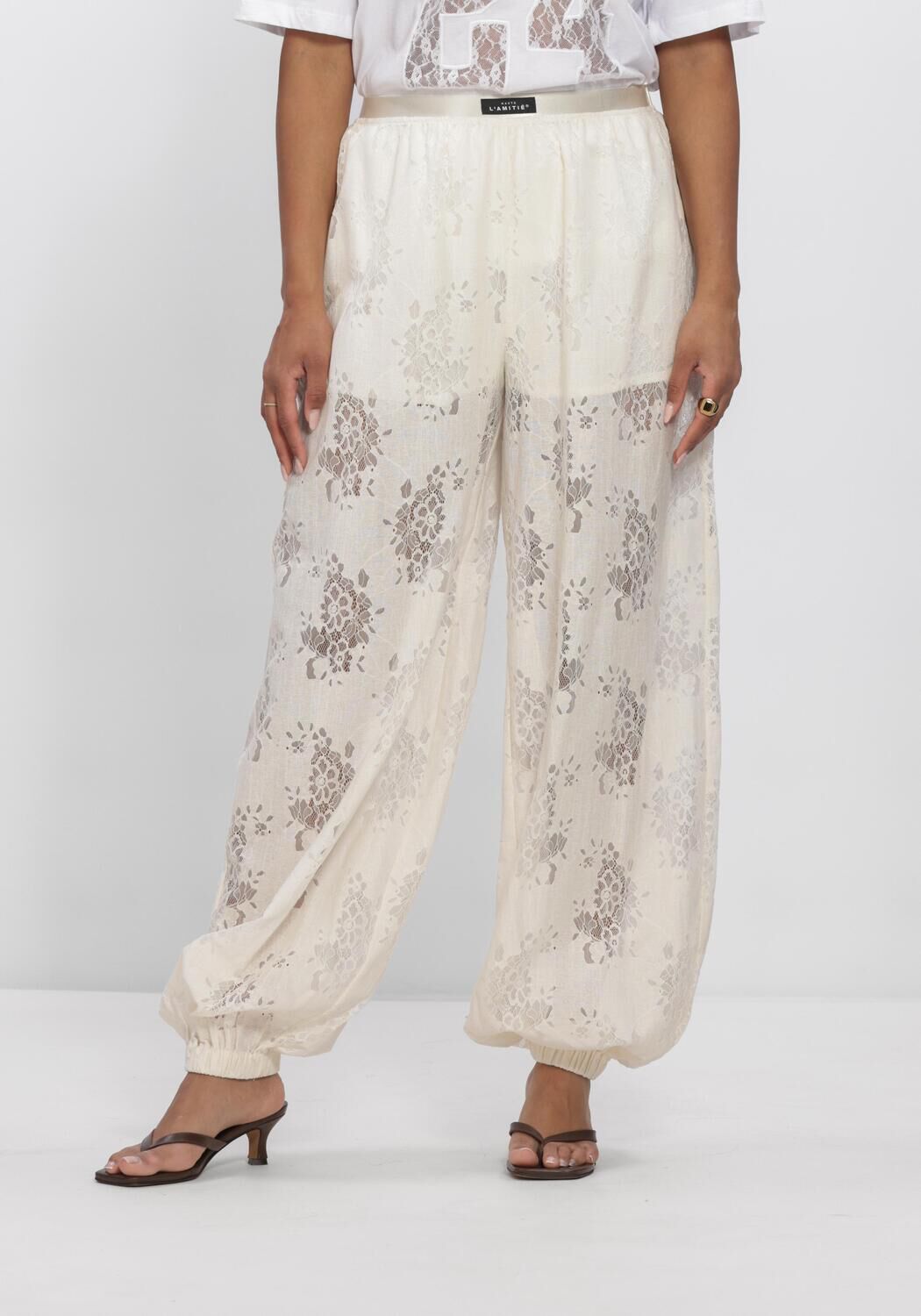 HAUTE L'AMITI&Eacute; BELLA LACE HAREM TALL PANT Pantalons Blanc - large