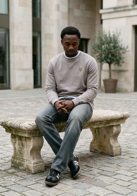 LYLE & SCOTT Chandail CREW NECK SWEATSHIRT en taupe - large