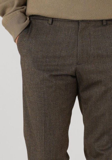 DRYKORN Chino AJEND 138379 en marron - large