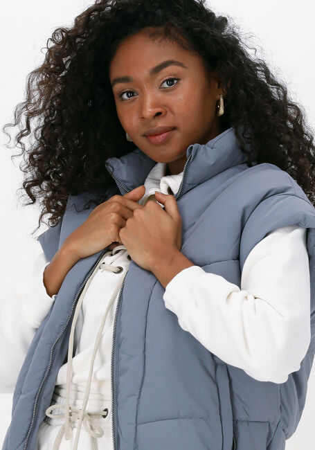 10DAYS Veste sans manches RECYCLED PADDED VEST en bleu - large