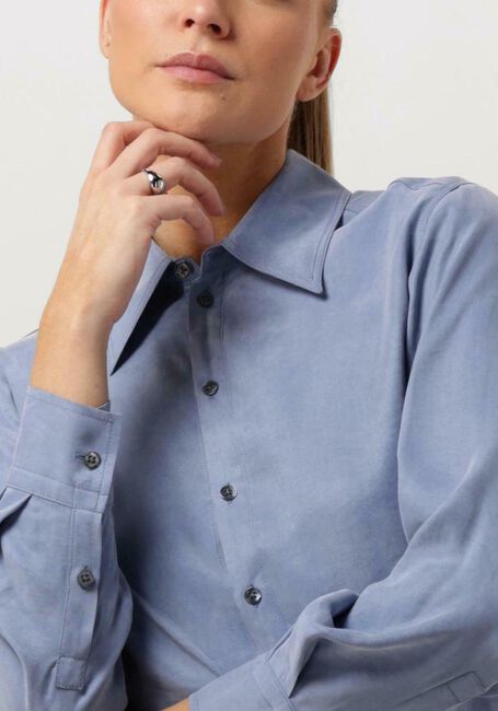 Blauwe VANILIA  SATIN LONDOR - large