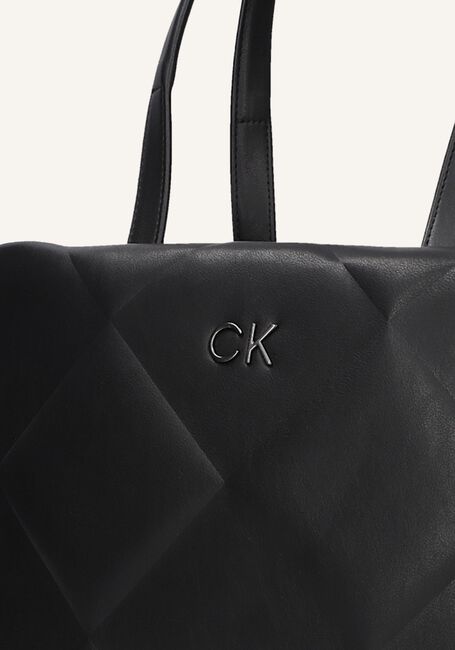 Zwarte CALVIN KLEIN Handtas RE-LOCK QUILT TOTE LG Zwarte CALVIN KLEIN Handtas RE-LOCK QUILT TOTE LG - large