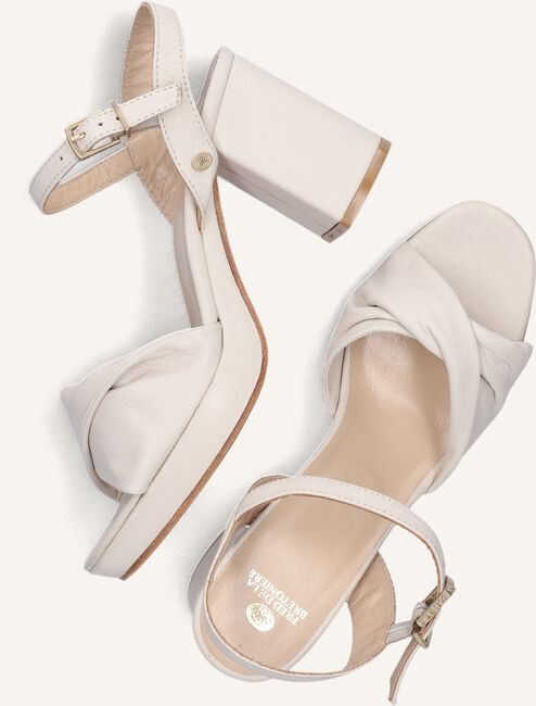Witte FRED DE LA BRETONIERE Sandalen 163010174 Witte FRED DE LA BRETONIERE Sandalen 163010174 - large